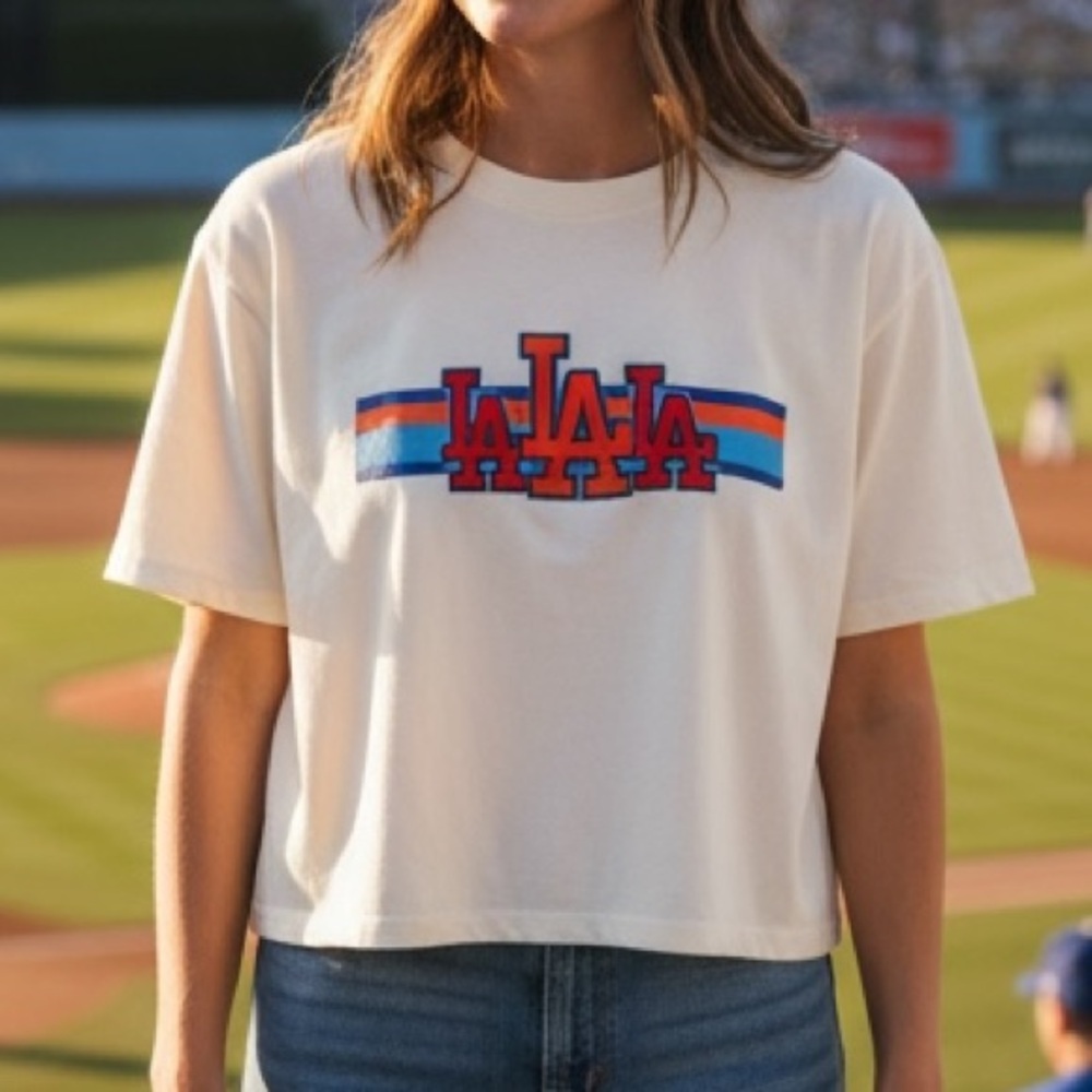 Los Angeles Dodgers MLB Ivory Cream Pro Cotton Retro Embroidered Cropped Tshirt